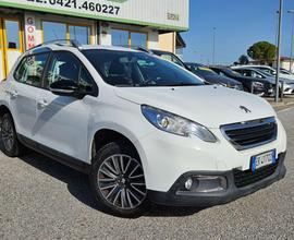 PEUGEOT 2008 1° serie 1.2 VTi 82CV Allure/motore