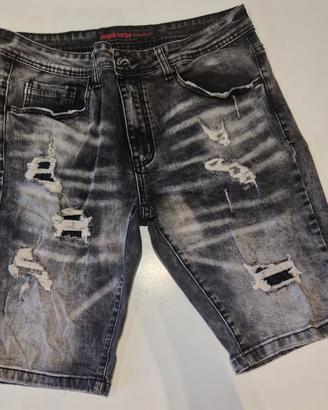 Pantaloni di jeans corti neri