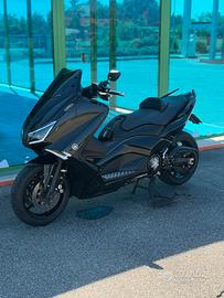 Tmax 530 anno 2012