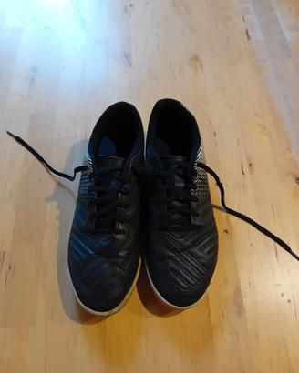 Scarpe calcetto o ginnastica numero 40