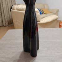 Vaso in porcellana nero