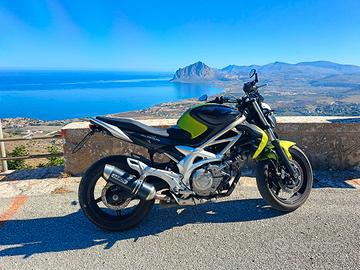 naked castom 