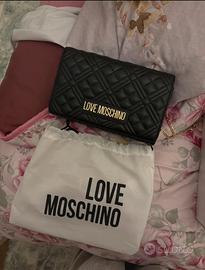 Borsa Love Moschino nera trapuntata
