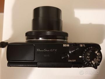 Canon G7X con custodia