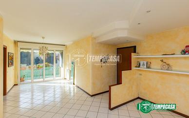 TRILOCALE CON BOX A BEATA GIULIANA !