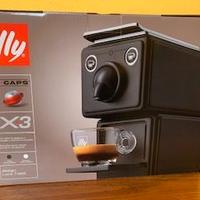 Macchina caffe in capsule ILLY