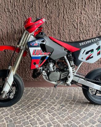 HONDA CR 85