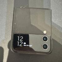 Samsung Z flip4 5g 256 giga
