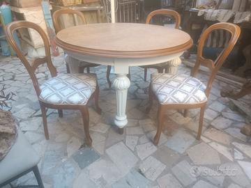 tavolo stile inglese con rotelle più 4 sedie 