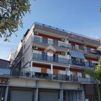 4 LOCALI A BATTIPAGLIA