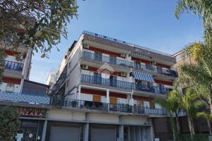 4 LOCALI A BATTIPAGLIA