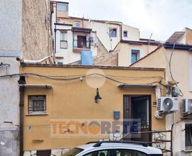 CASA INDIPENDENTE A MONREALE