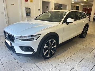 VOLVO V60 Cross Country D4 AWD Geartronic Busine