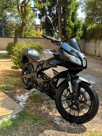 Aprilia Tuono 125