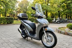 Honda SH 350
