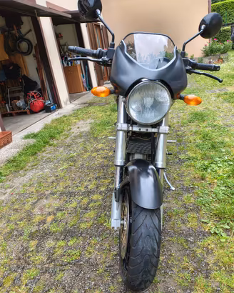 Ducati Monster dark 750