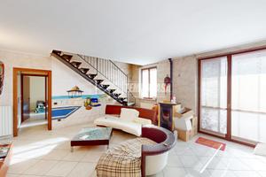SPLENDIDO QUATTRO LOCALI CON AMPIO TERRAZZO, DOPPI