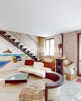 SPLENDIDO QUATTRO LOCALI CON AMPIO TERRAZZO, DOPPI