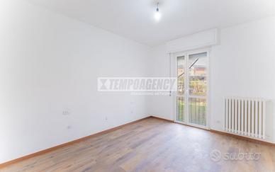 2 LOCALI 60MQ RISTRUTTURATO