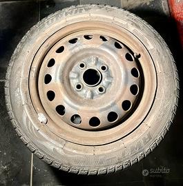 155/65 R14 - Pneumatici invernali+cerchi Aygo C1