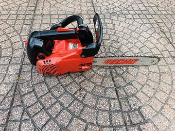 Motosega a scoppio da potatura ECHO CS-320TES