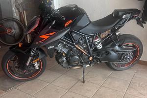 Ktm 1290 Super Duke R