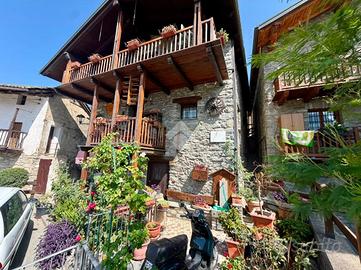 CASA INDIPENDENTE A QUART