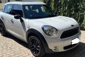 MINI ONE COUNTRYMAN