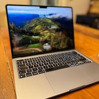 Mac Book 13,6 Pollici M3 2024