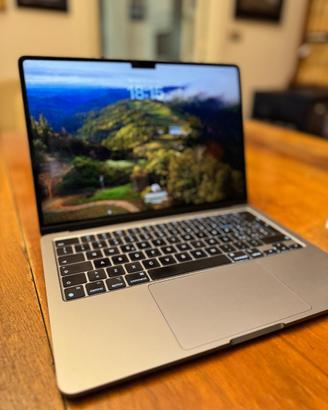 Mac Book 13,6 Pollici M3 2024