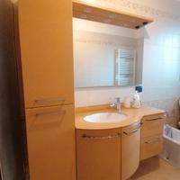 mobile bagno sospeso