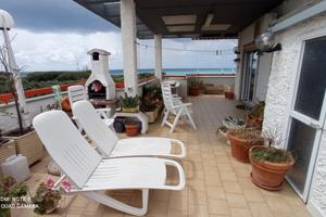 ATTICO MERAVIGLIOSO a 150 mt dal mare