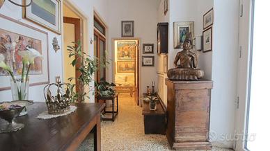 Bifamiliare a Lucca