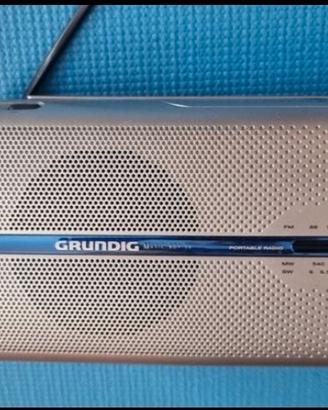 Grundig Music Boy 50 Radio Portatile FM / SW / MW