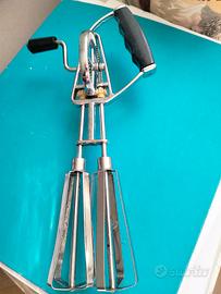 Frullino Sbattitore Vintage a manovella.