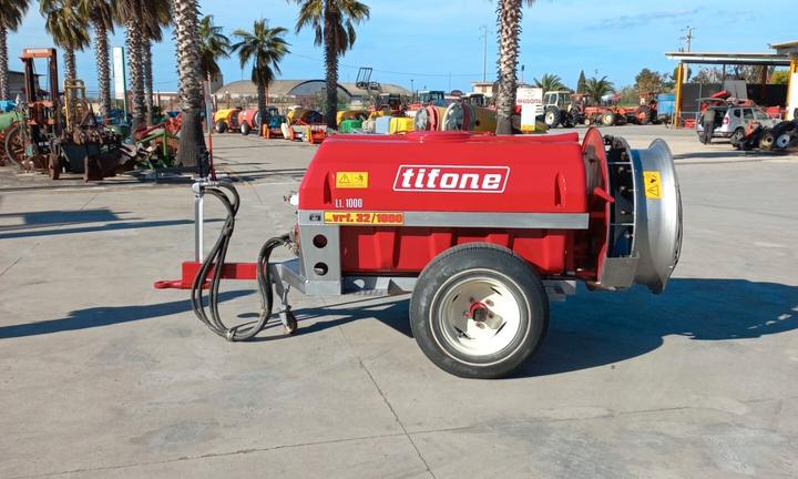 93 ATOMIZZATORE USATO DI MARCA TIFONE DA LT 1000