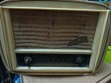 radio vintage a valvole CGE Audioletta modello 158