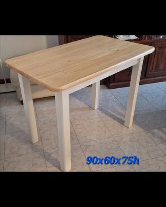 Tavolo cucina in legno nuovo