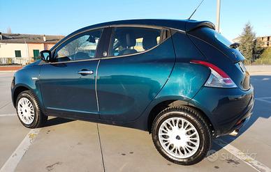 Copri cerchi Lancia Ypsilon