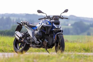 BMW R1300R 2026. 850km