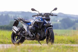 BMW R1300R 2026. 850km