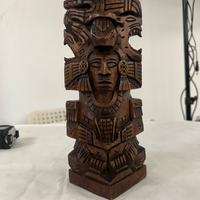 Statua vintage in legno