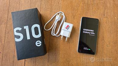 smartphone Samsung  S10e