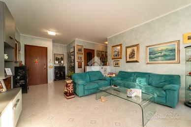 5 LOCALI A GRUGLIASCO