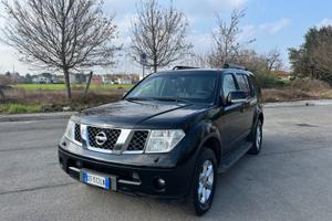 Nissan Pathfinder 2.5 dCi – 2008