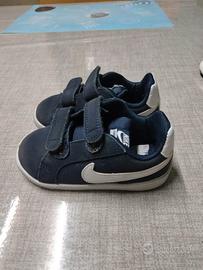 scarpe bimbo Nike nr 22 