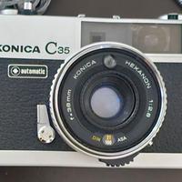 Macchinetta fotografica Konica C35 Automatic
