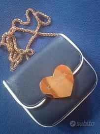 Borsa Camomilla piccola ecopelle martellata blu