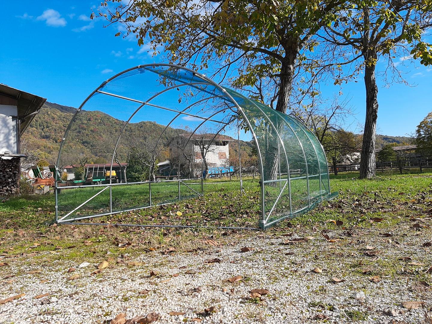 Subito - gazebiprofessionali.com - Tunnel serra antigrandine acciaio rete  orto auto - Giardino e Fai da te In vendita a Udine