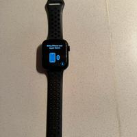 Apple Watch 7 più cuffie Cmf